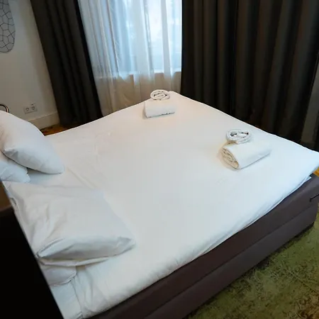 S&a Vondel Park 3* Amsterdam