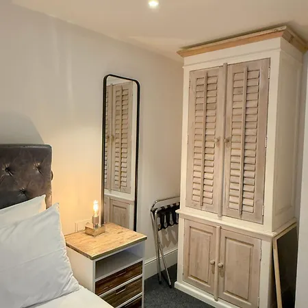 Hotel S&a Vondel Park