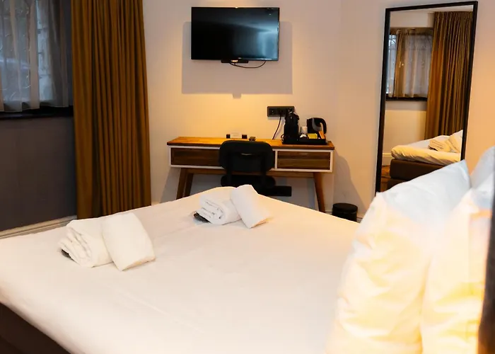 Hotel S&a Vondel Park 3*