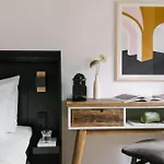 S&a Vondel Park Hotel